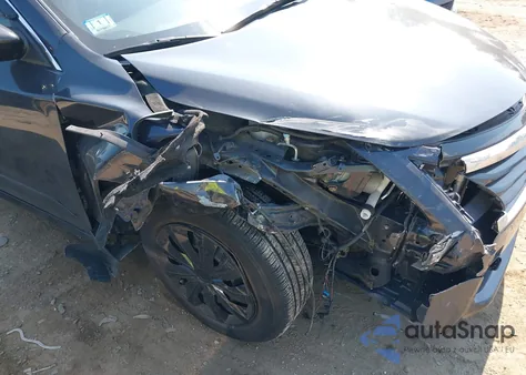 2015 Nissan Altima 2.5 S из США, поврежденный, VIN 1N4AL3AP2FC430716